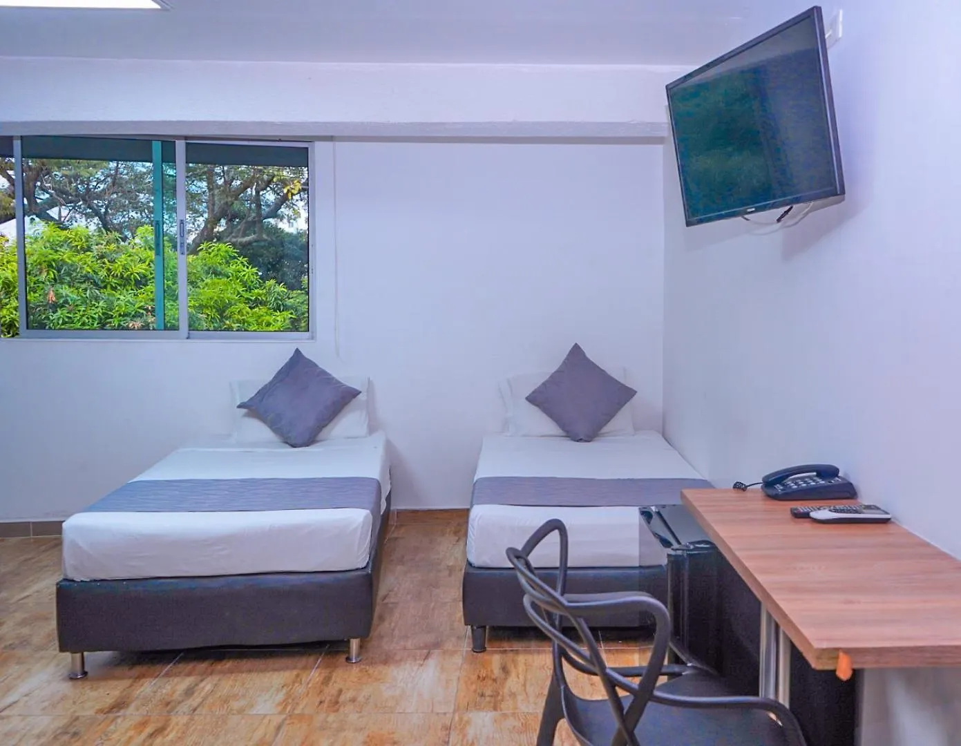 Hotel Palmas Del Estadio  Medellin
